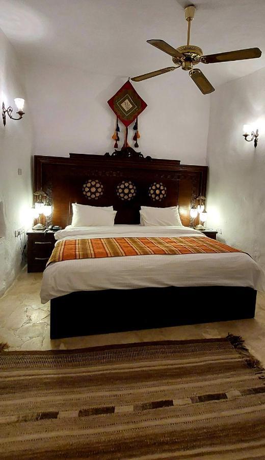 Hayat Zaman Hotel And Resort Petra Вади Муса Екстериор снимка
