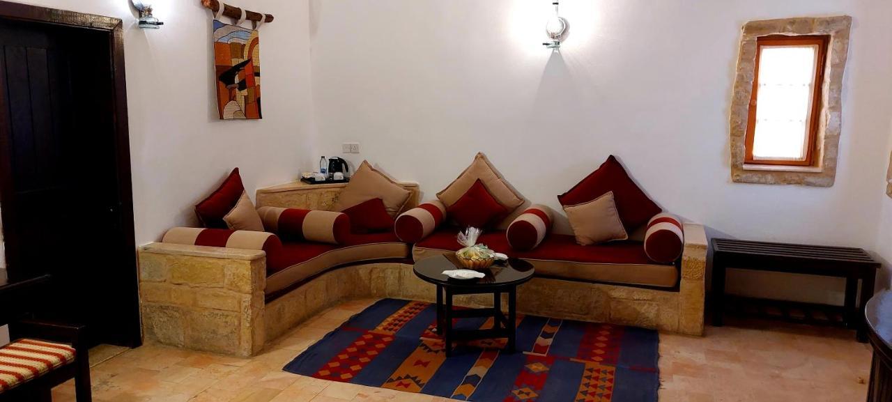 Hayat Zaman Hotel And Resort Petra Вади Муса Екстериор снимка