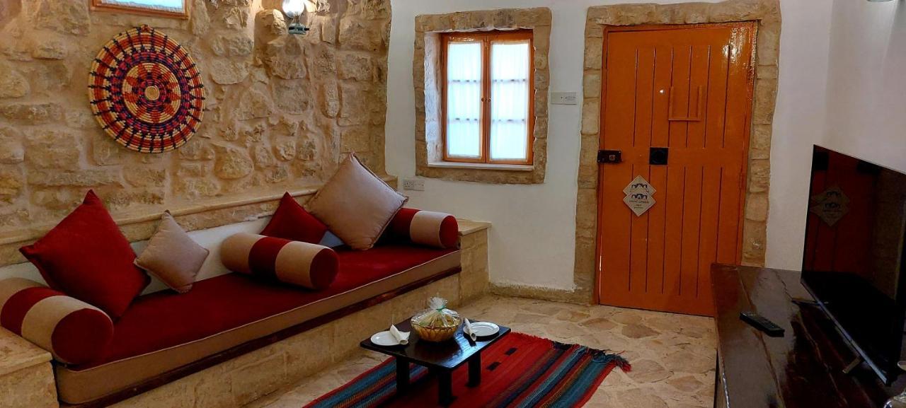 Hayat Zaman Hotel And Resort Petra Вади Муса Екстериор снимка