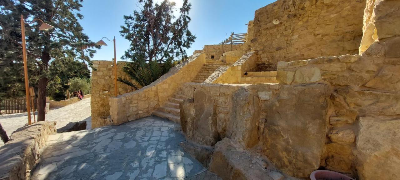 Hayat Zaman Hotel And Resort Petra Вади Муса Екстериор снимка