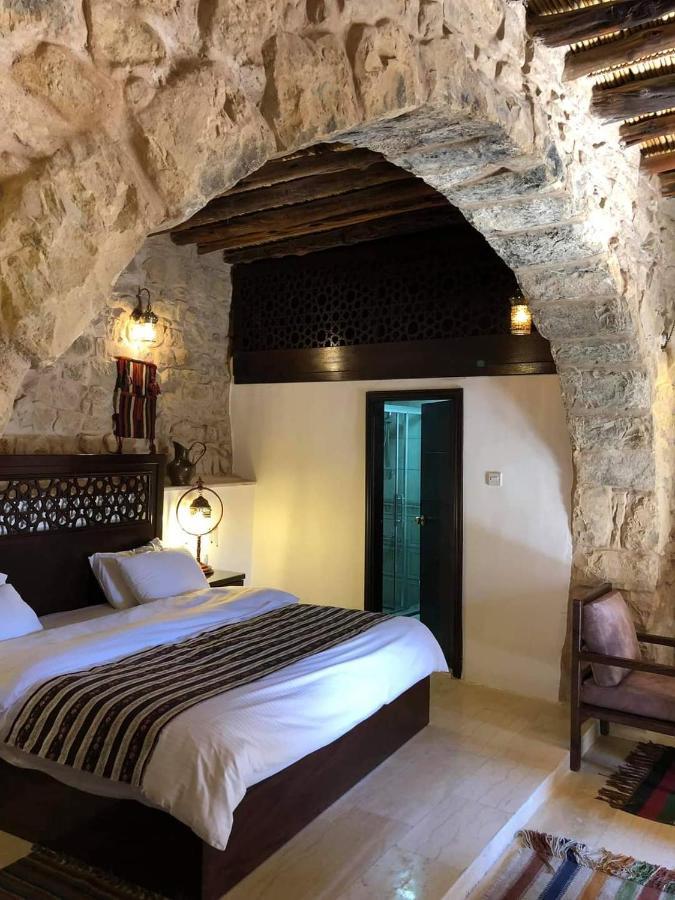 Hayat Zaman Hotel And Resort Petra Вади Муса Екстериор снимка
